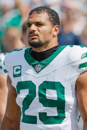 NY Jets rule out safety Fitzpatrick against Packers